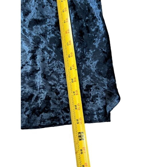 Twelve by Ontwelth Crushed Velvet Top & Skirt Size Small - Picture 12 of 14